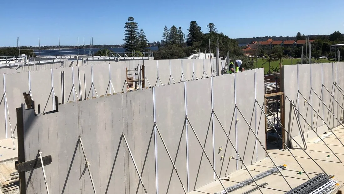 FastForm walls braced on the top floor, Como Apartments